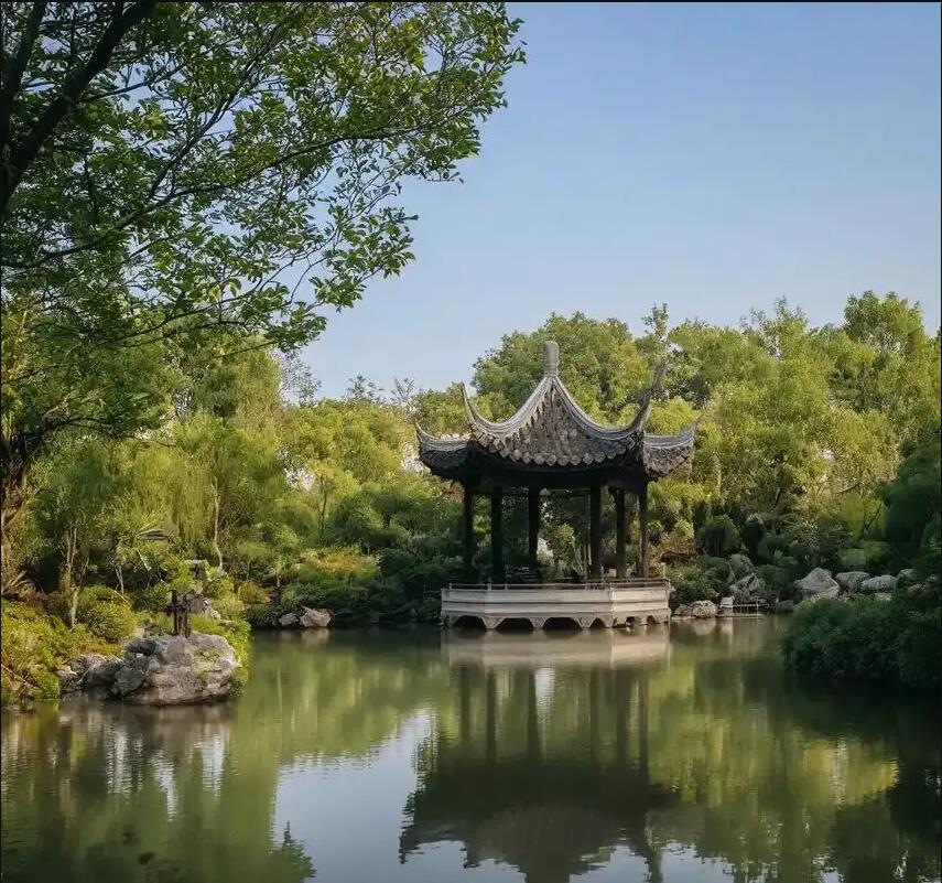 芦岛南票花留土建有限公司